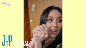 So proud of CHAEYOUNG 🍓😭 The members got the first listen to LIL FANTASY vol.1 🎧