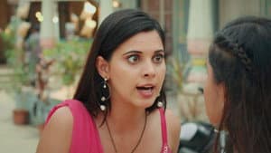 Raavi Fights For Shiva