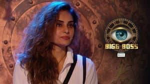 Shrutika Ke Target Par Kon?