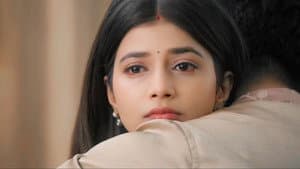 Abhira decides to leave Armaan