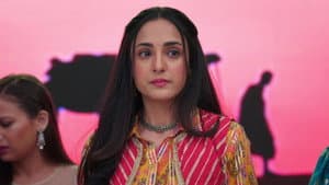 Queen Insults Taara