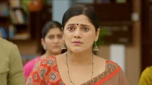 E1293. Pushpa Fights To Save Her Home