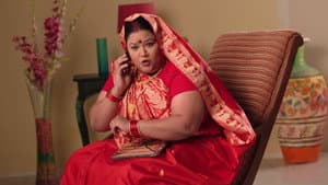 Angoori Sees Manmohan Following Anita