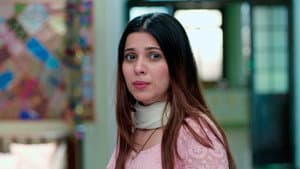 Raavi Gets Scared