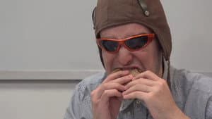 VEGAN CHICKEN SANDWICH REVIEW