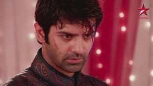 Arnav Singh Raizada Comes to the Wedding Hall Injured From an Accident