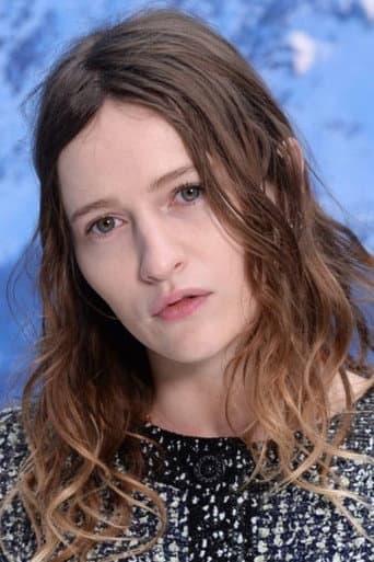 Christa Théret